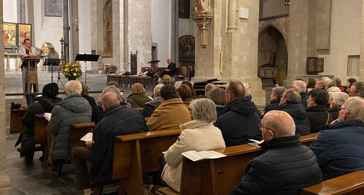 3-daagse Adventsreis 'Een reis van verwachting en hoop' - DuitslandAdventconcert in de Stiftskirche - Bonn