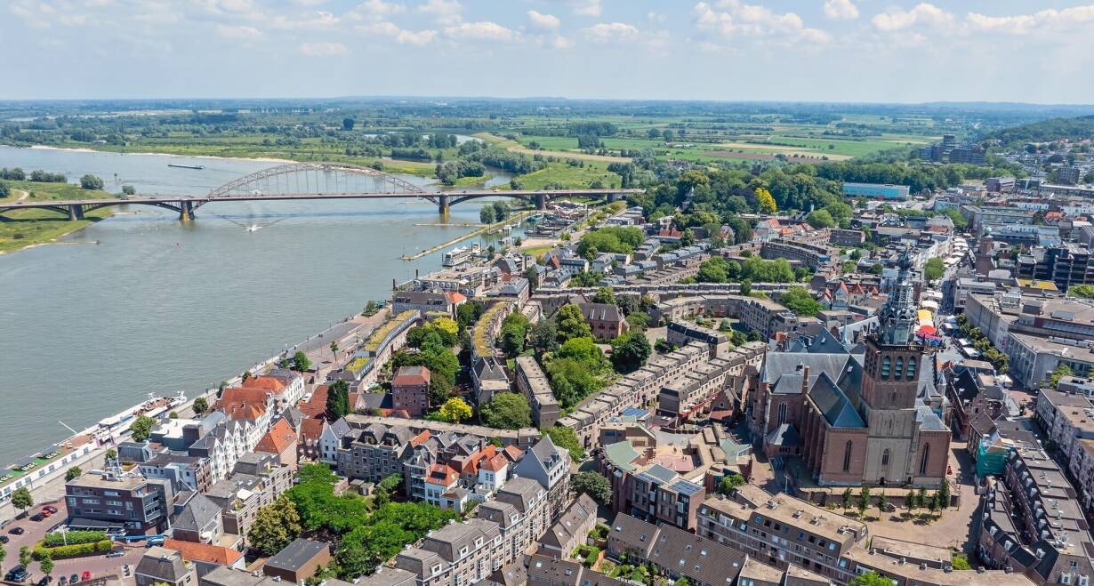 12-daagse combinatiecruise Rijn/Moezel & IJsselmeer - DuitslandInscheping in Nijmegen